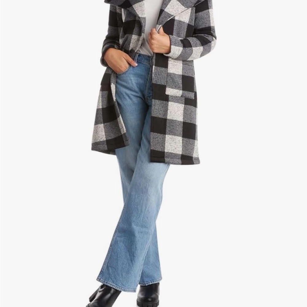 Steve Madden Women’s Plaid Peacoat size M Brand New Never Worn